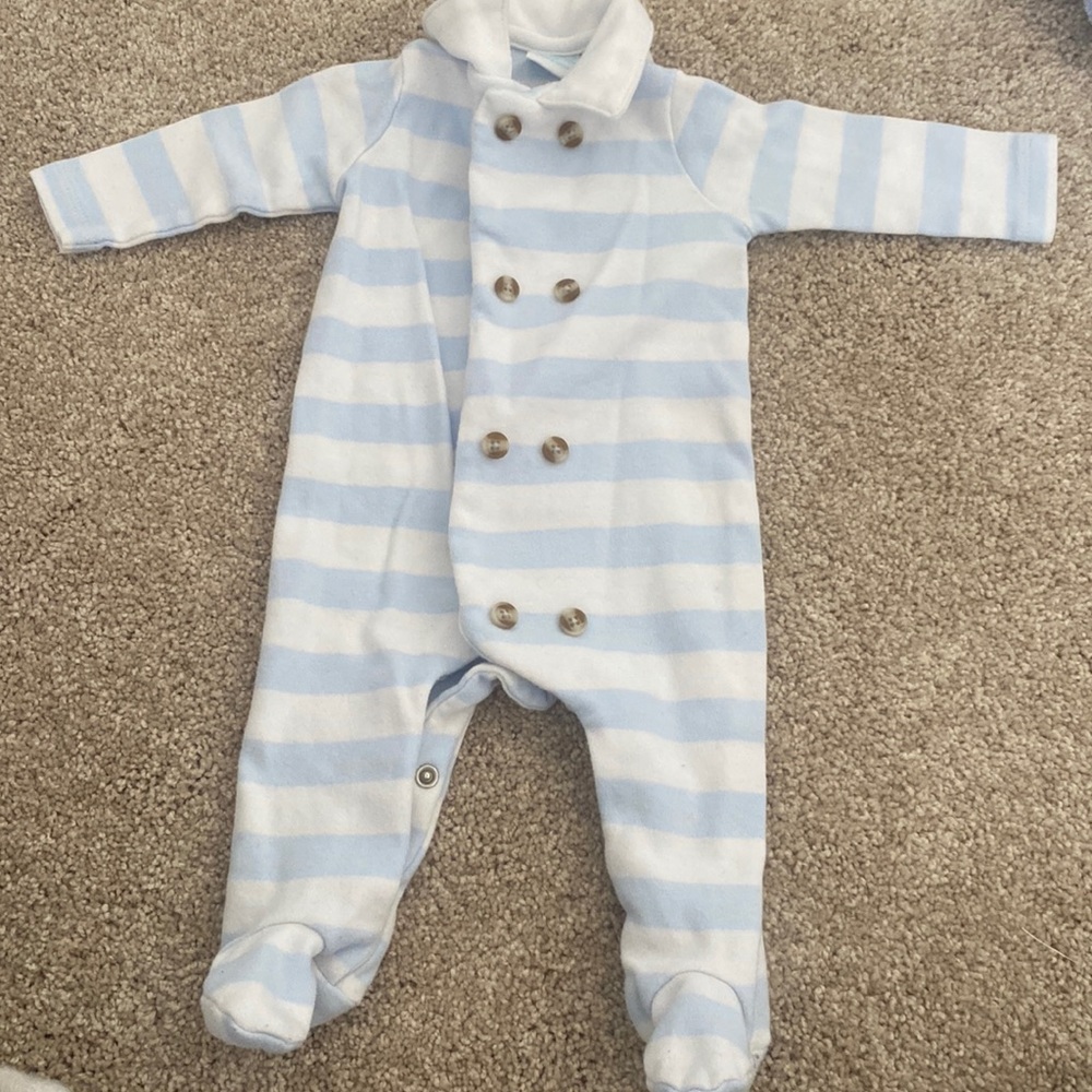 EUC Edgehill Collection Footie